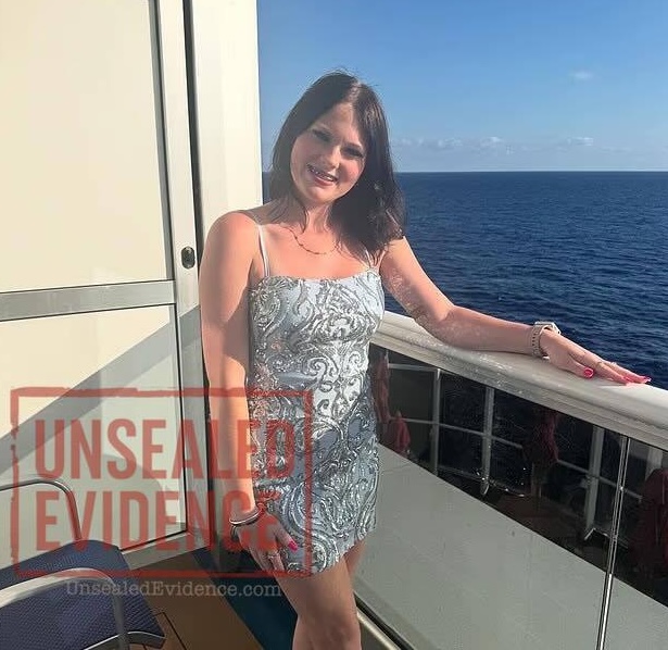 Anna Kepner, 18 aboard the Carnival Cruise Horizon
